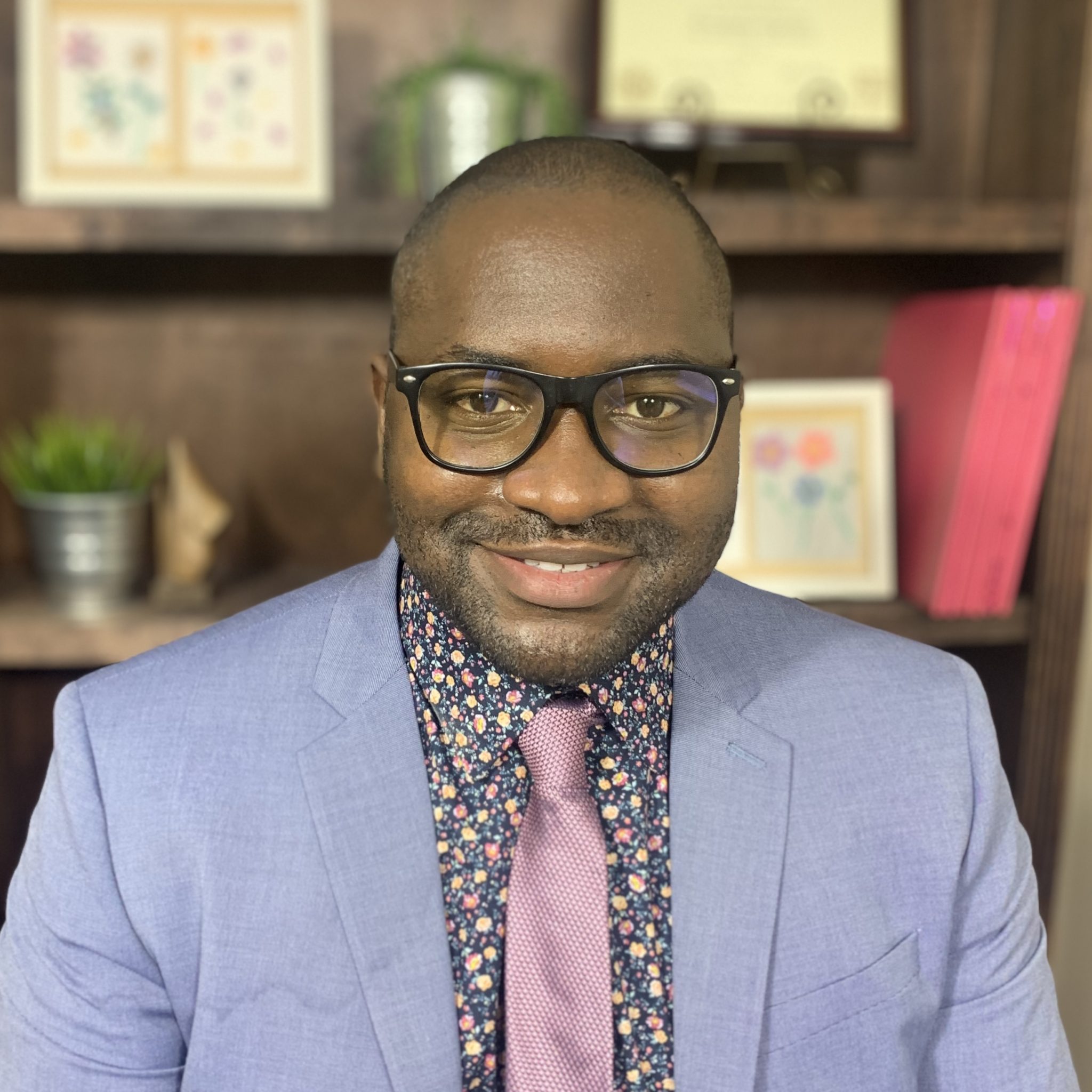 Adewale Okeleji headshot